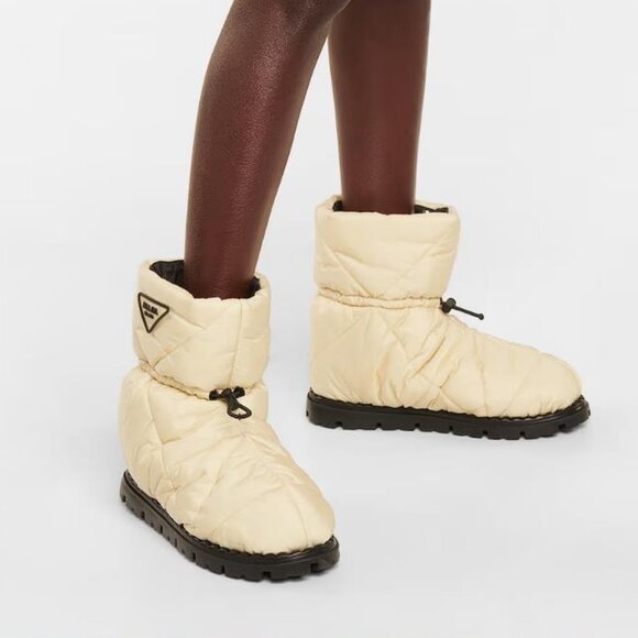 PRADA Women's Re-Nylon Blow Quilted Nylon Snow Boots Size 38.5 In Avorio - Picture 1 of 6